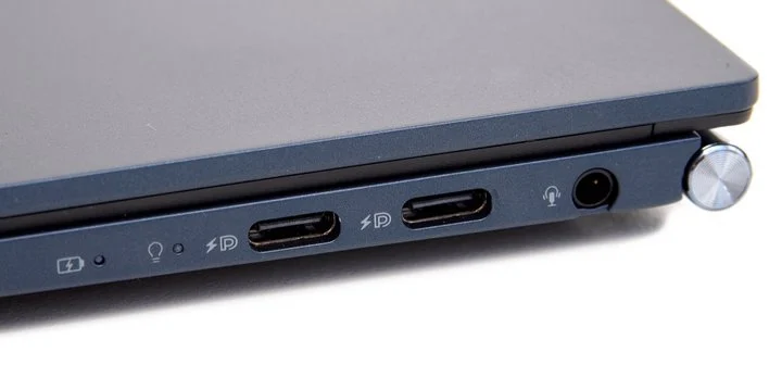 ports in Asus new laptop